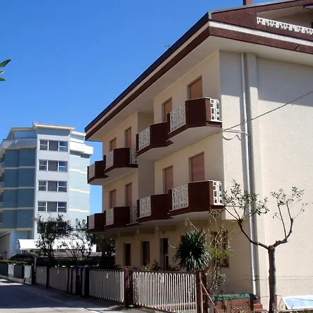 Grazia & Giulia * ألبا أدرياتيكا